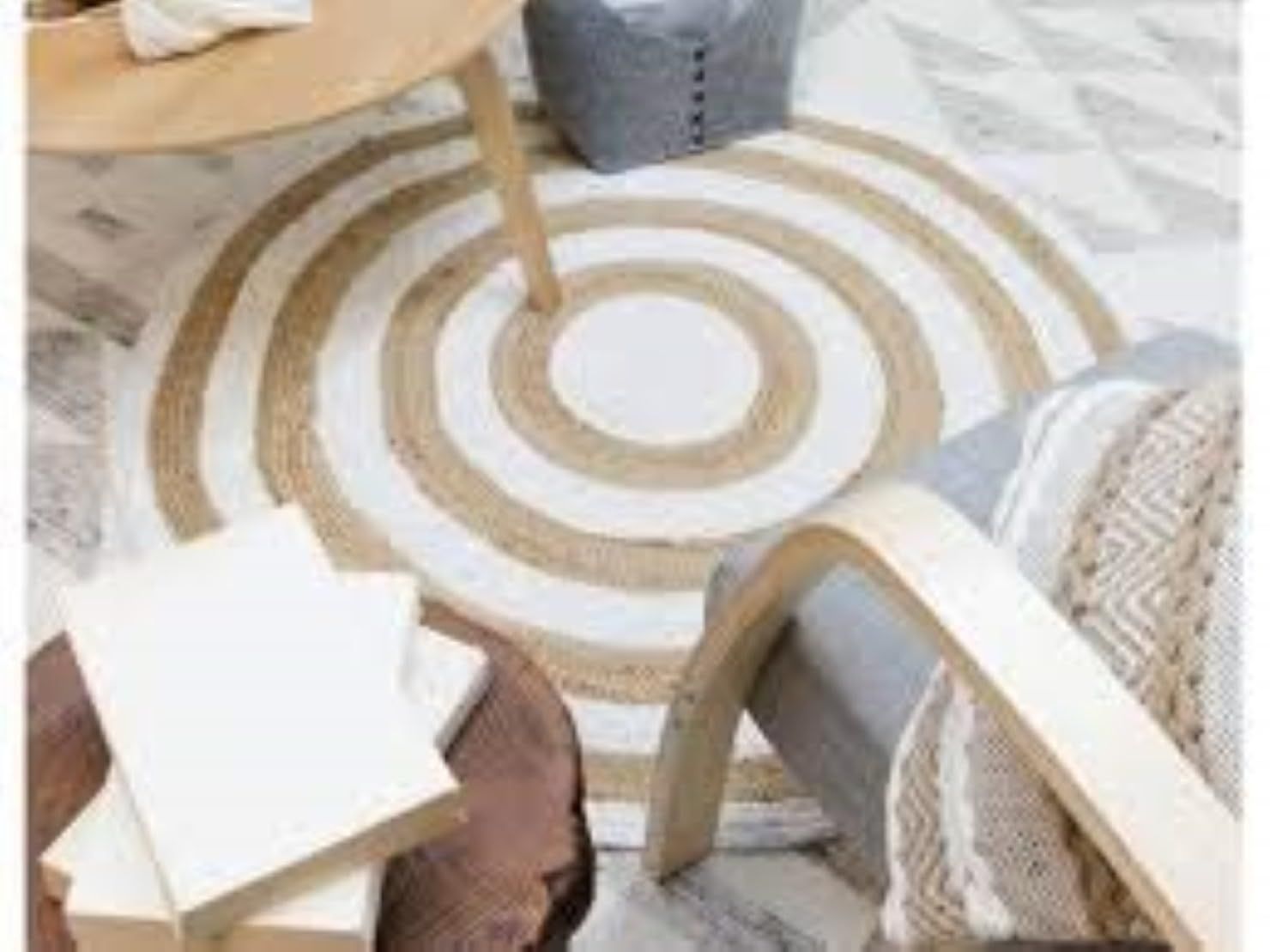AIESY®  Beautiful Reversible Round Shape Jute Rug for Traffic Area
