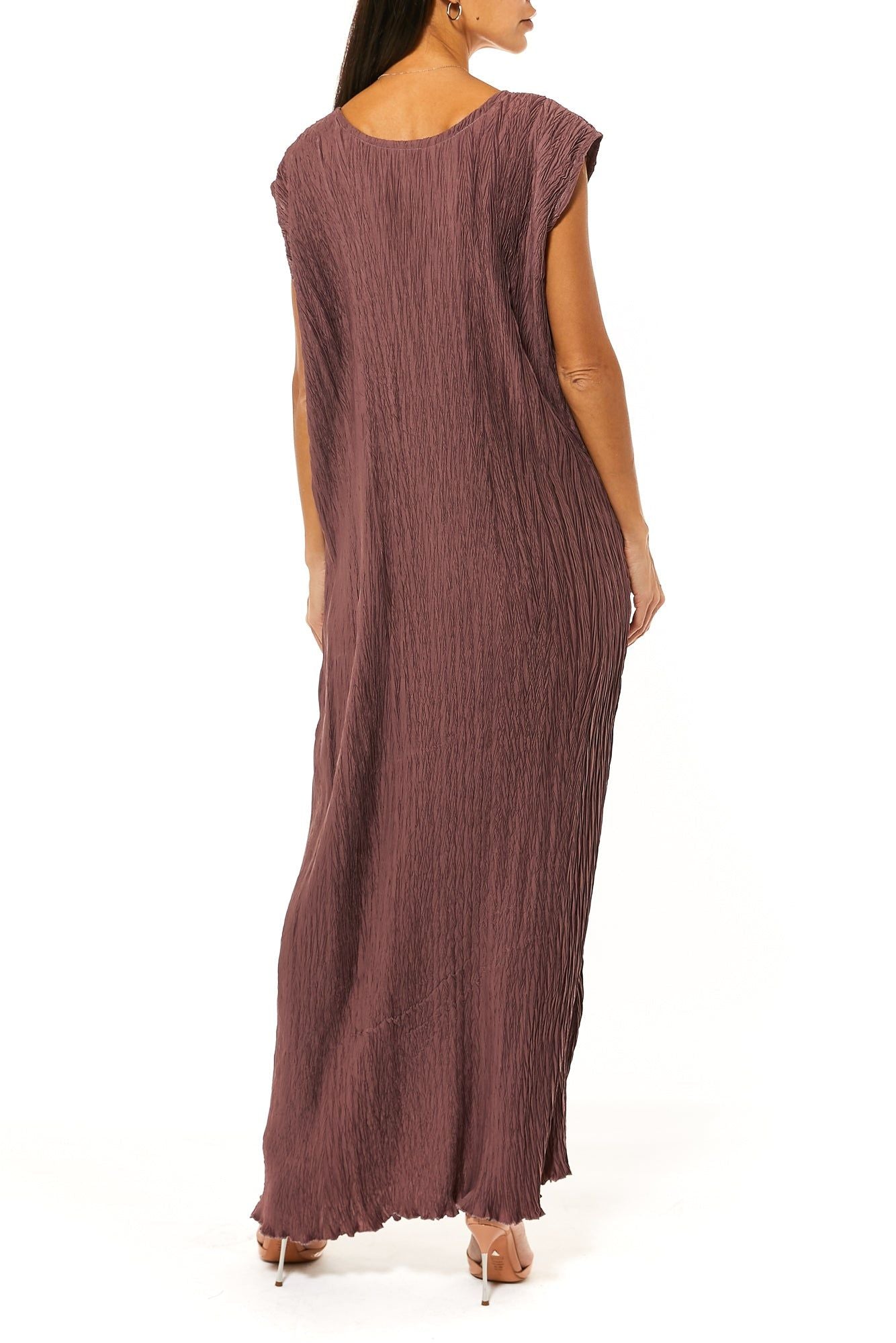 MOiSTREET  Crushed Harir Maqsood Under Dress