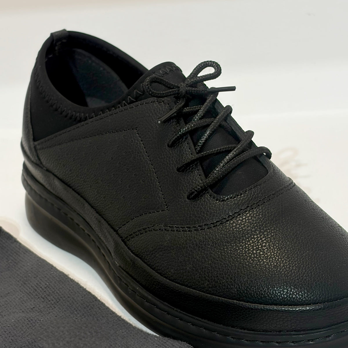 Shahrzad Women's Medical Shoes