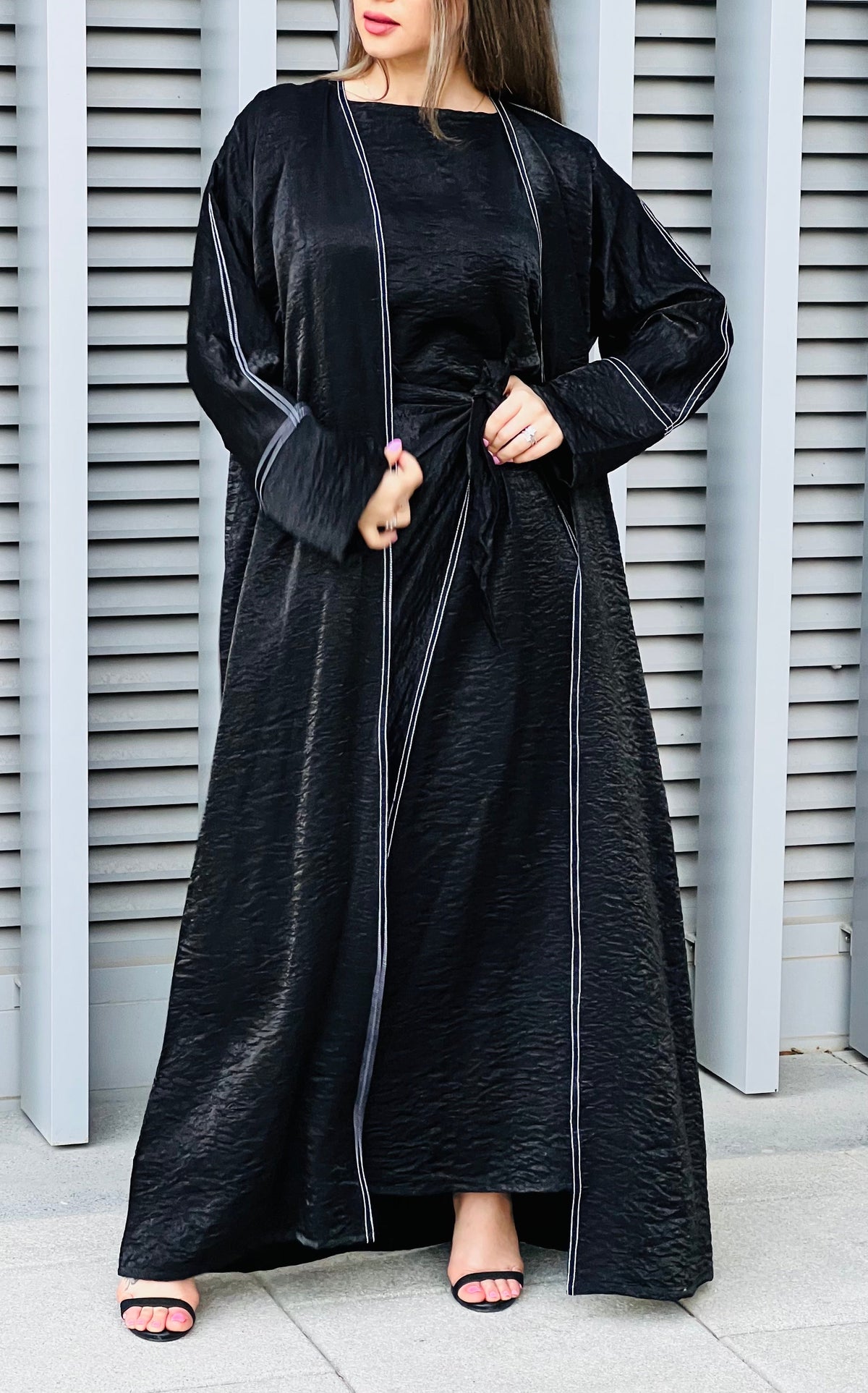 MOiSTREET 4 Pieces Abaya Set With Under Dress belt And Scarf
