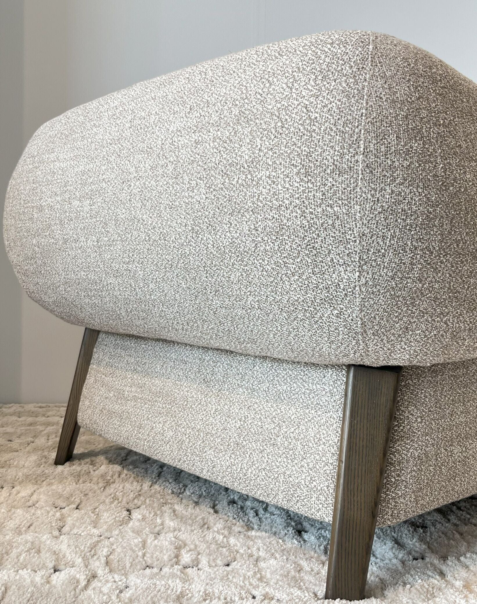 Curved Backrest Accent Chair #ZW-23004