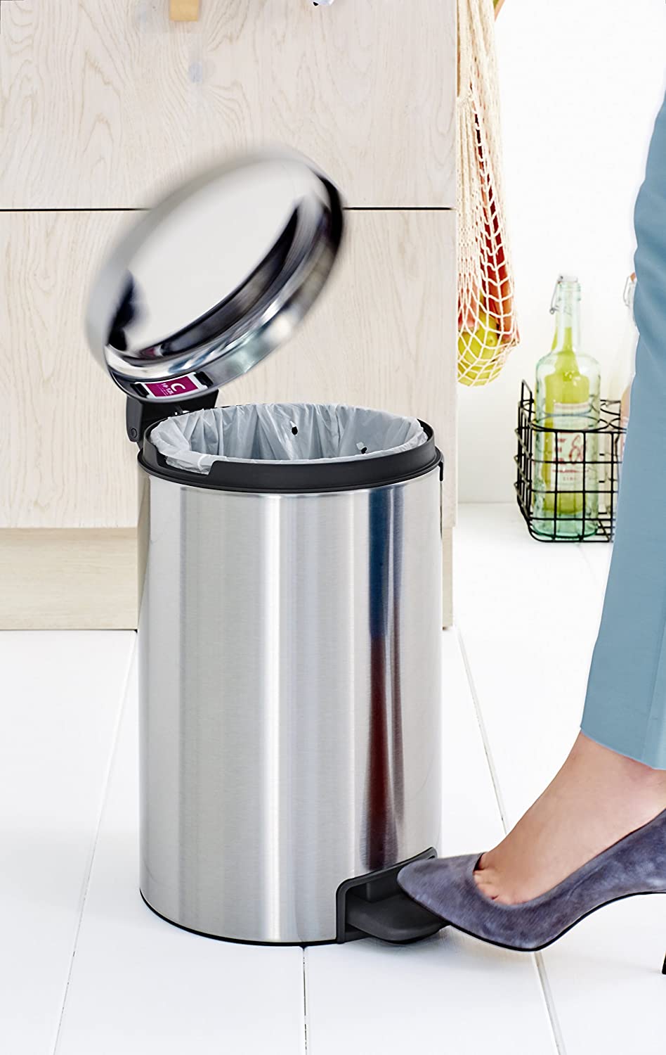 Brabantia 112041 Pedal Bin newIcon with Plastic Inner Bucket, 12 Litre - Matt Steel Fingerprint Proof