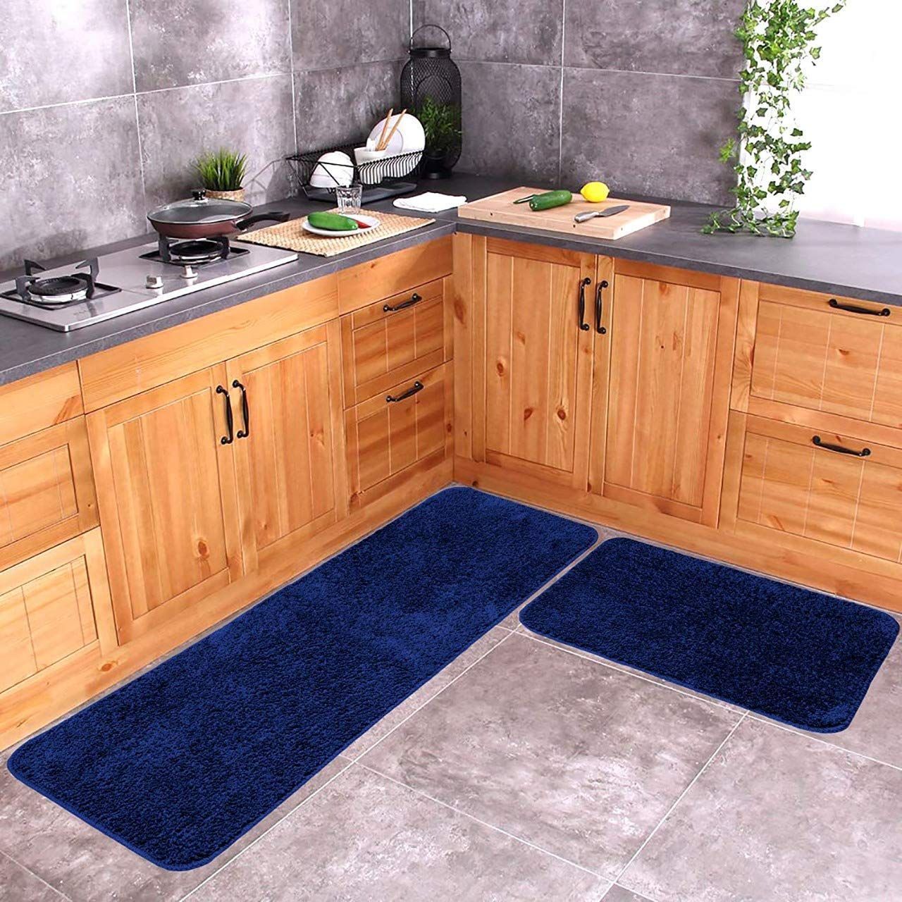 AIESY ® Set of 2 Microfiber Anti Slip Placemats for Kitchen