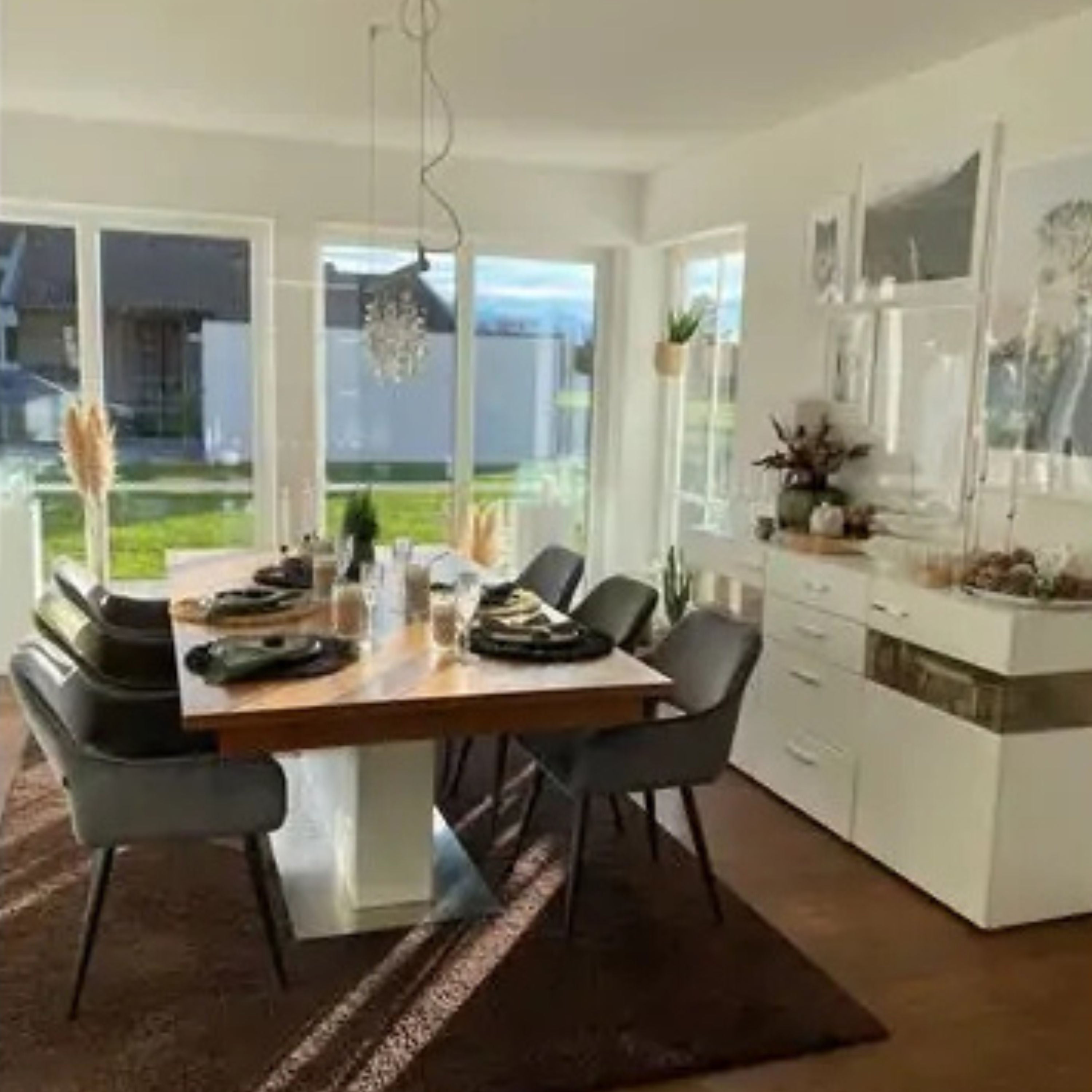 كرسي سان فرانسيسكو مع مسند للذراعين