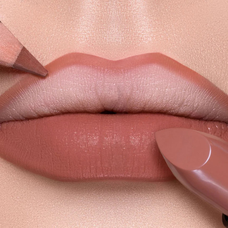 Lip Contour Kit Lipstick + Lip Liner