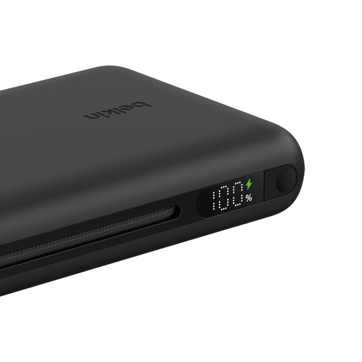 Belkin 25K 140W Power Bank With Cable and Display, Black