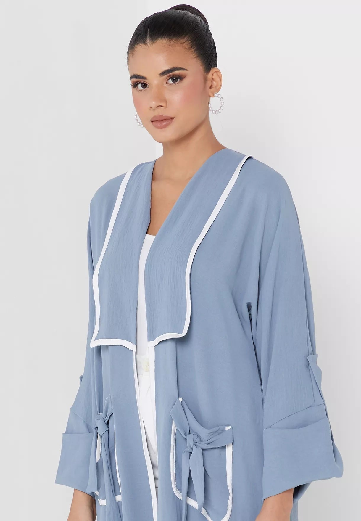 MOiSTREET Pocket Detail Abaya