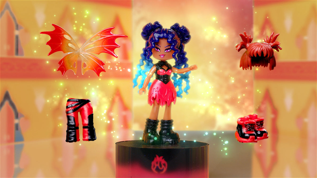 Royale & High - Core Deluxe Figures -Fire Fairy