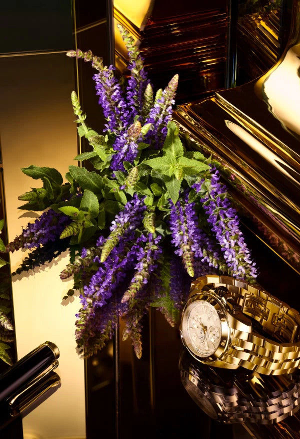 عطر "ذا وان فور مين" الذهبي المكثف