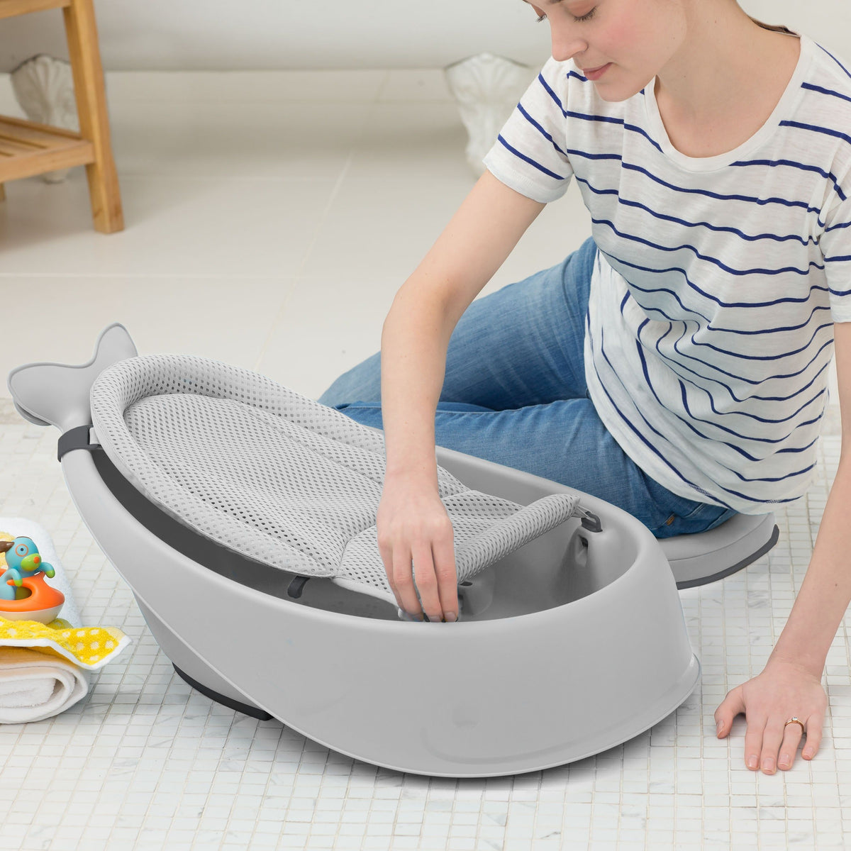 Skip Hop Moby Smart Sling 3-Stage Baby Bath Tub – Grey