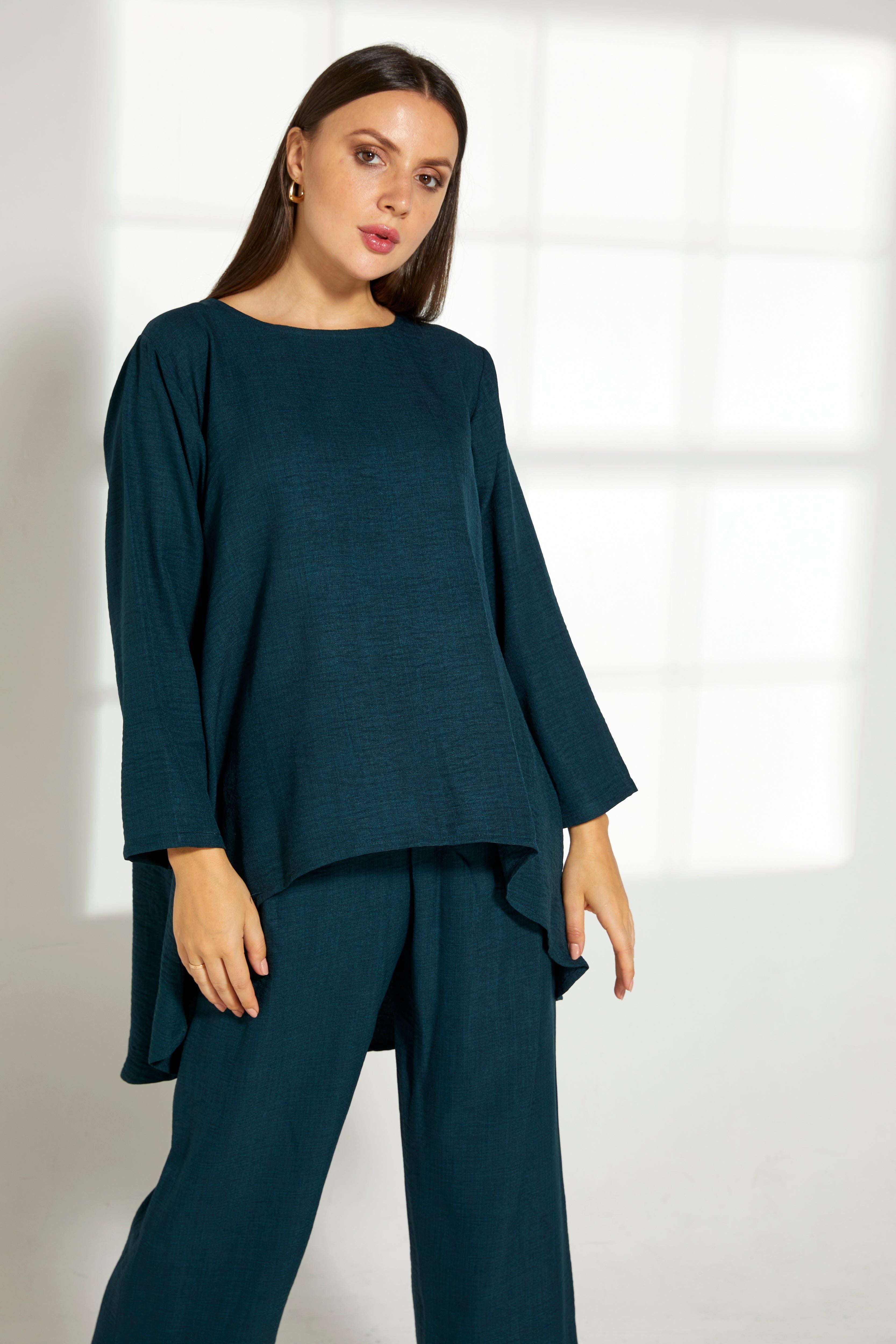 MOiSTREET Peacock Green CEY Mélange Fabric Top And Pants Set