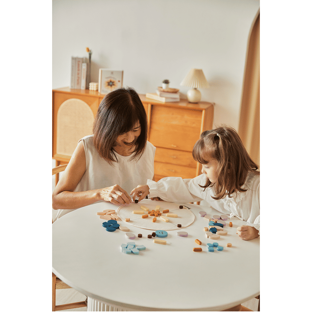 PlanToys ماندالا — مجموعة بناء أنماط خشبية
