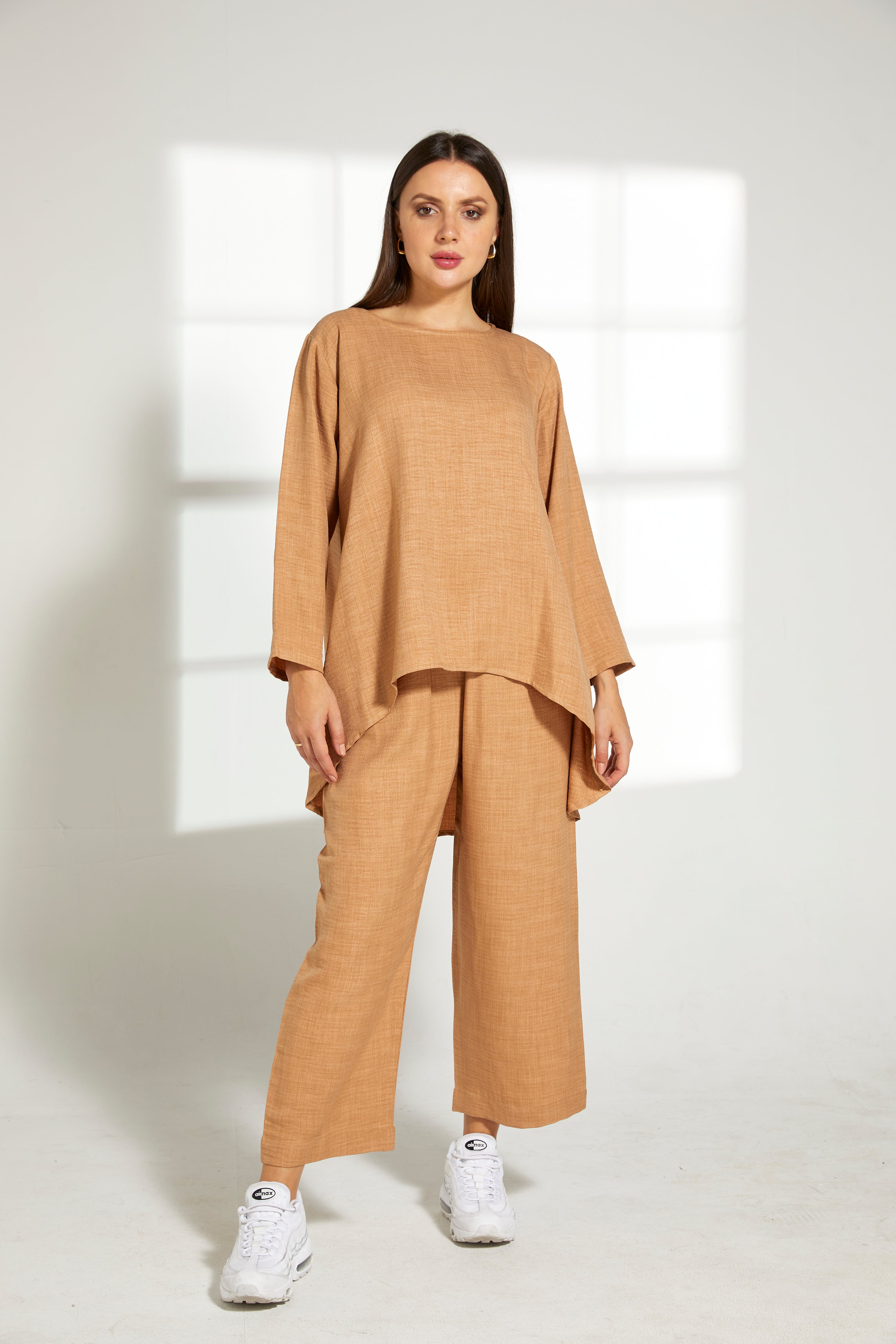 MOiSTREET TAN CEY Mélange Fabric Top And Pants Set