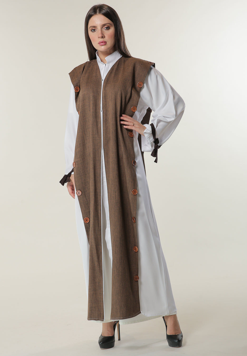 MOiSTREET White Abaya with Brown Panels and Buttons Detailing