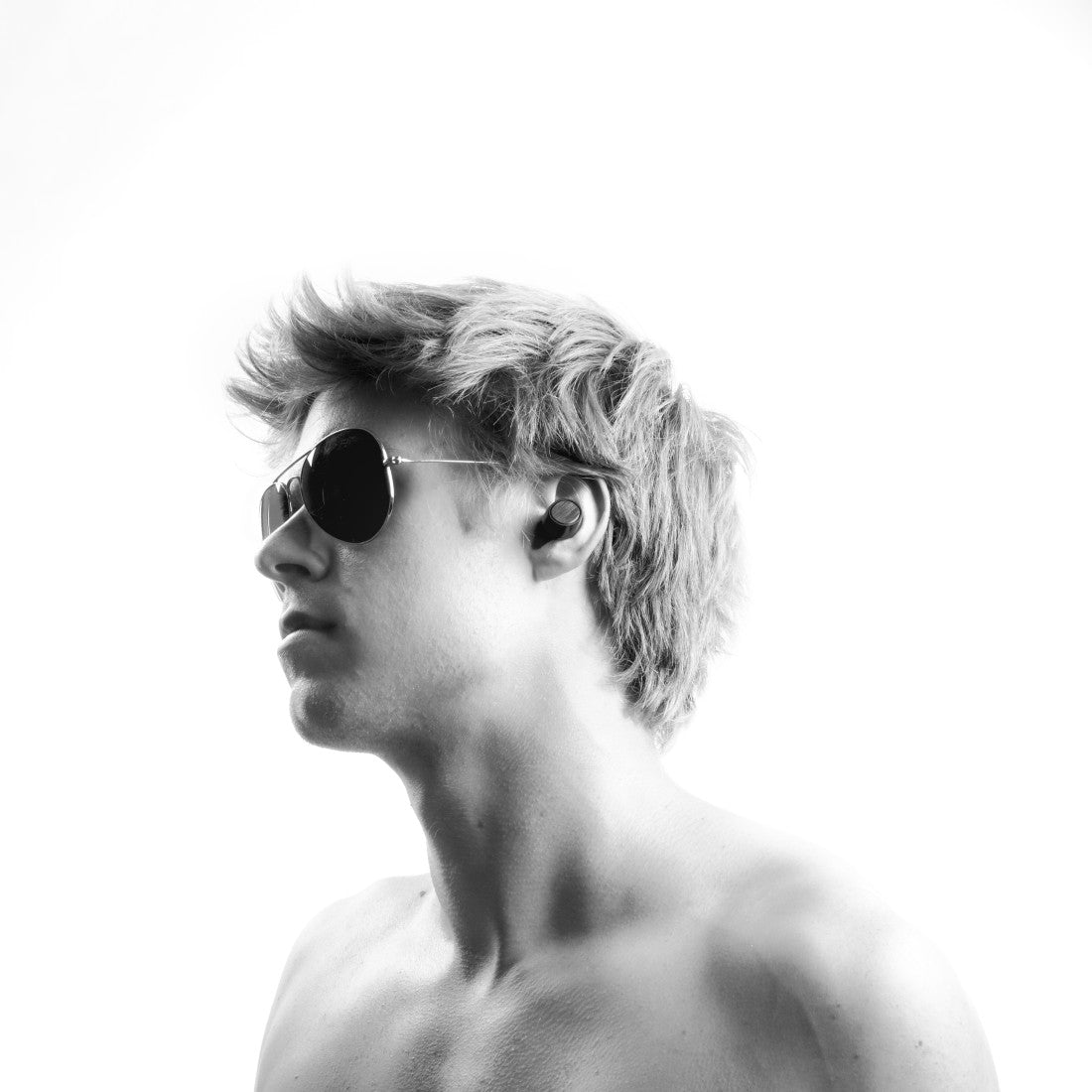 سماعات HAMA 178881 Bluetooth® "Disc" ، داخل الأذن ، لاسلكية بالكامل ، صغيرة الحجم ، محطة شحن