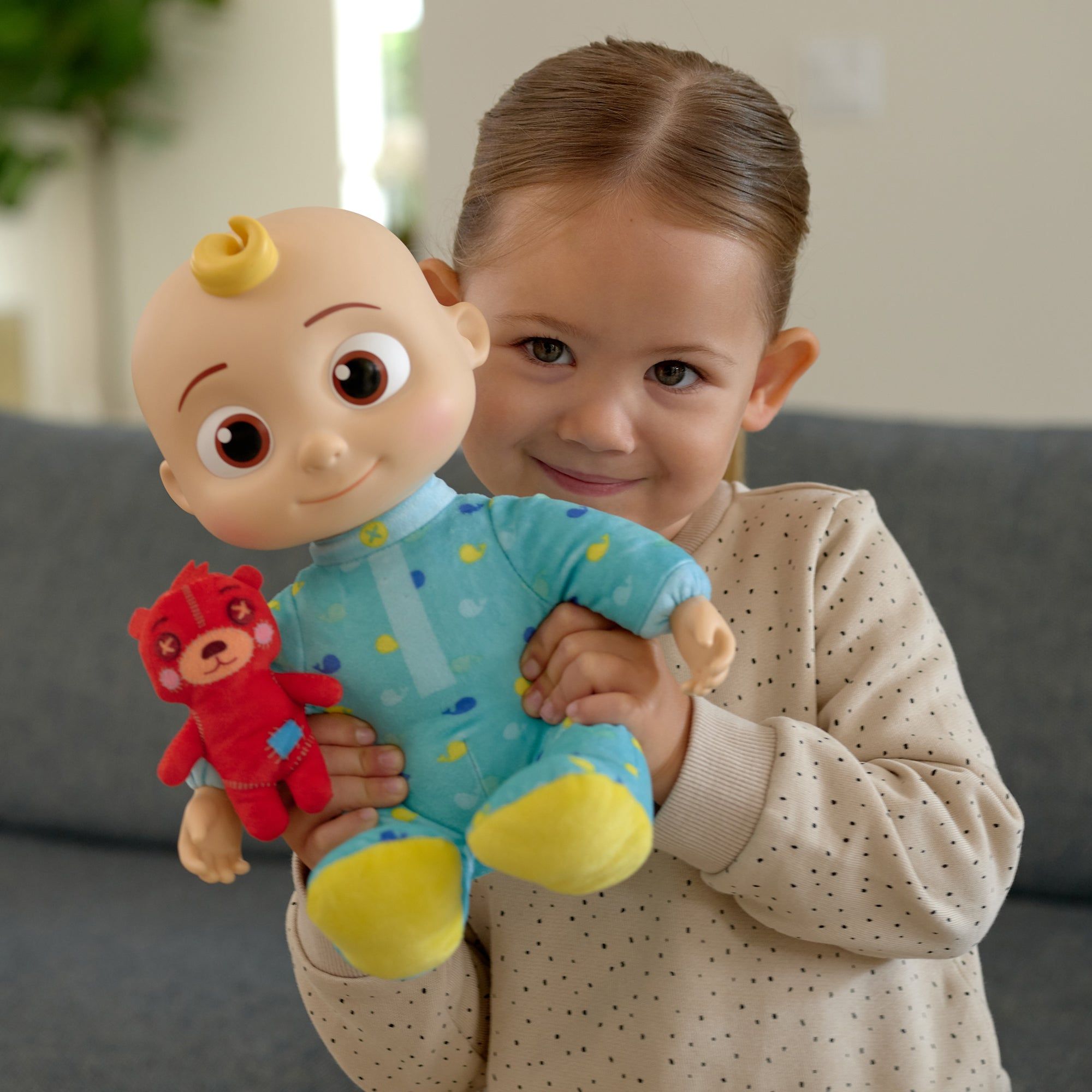 CoComelon - JJ Plush Figure With Sound Doll