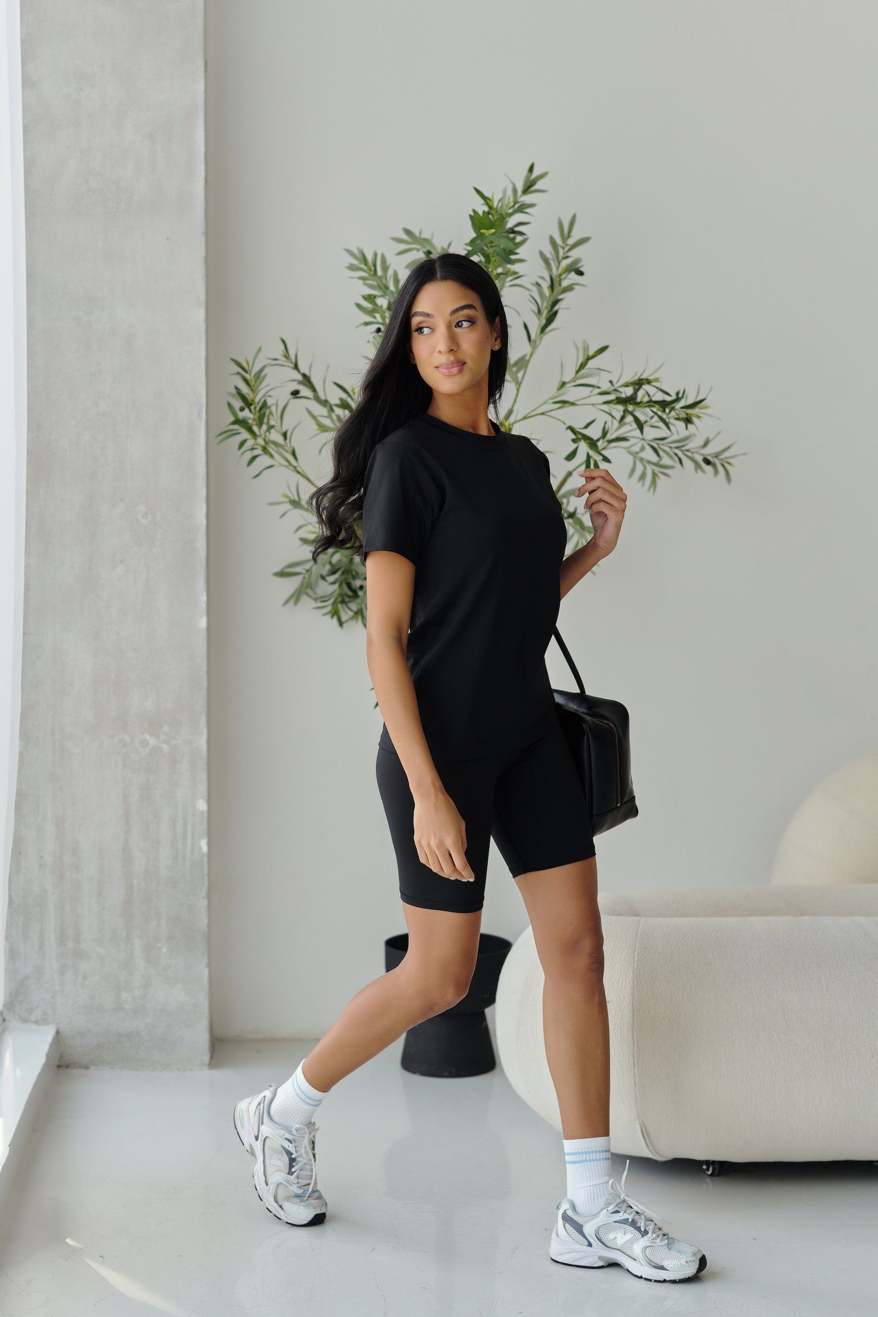 MULU Classic Women's T-shirt - Black