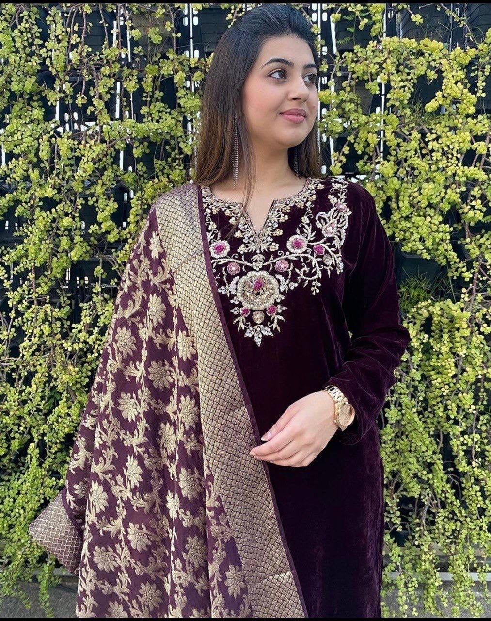 Fab Zone Women's Embroidered Kurti Bottom With Dupatta Set