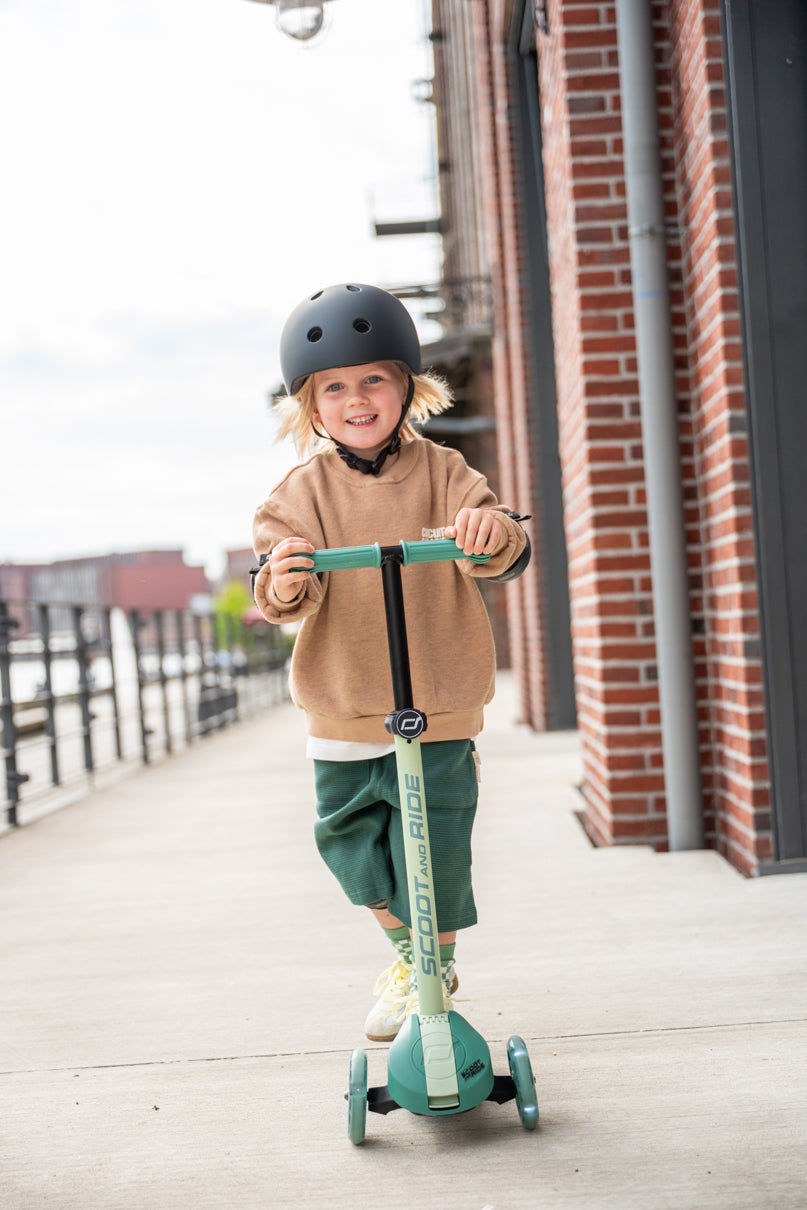 Scoot & Ride Highwaykick 3S LED Forest