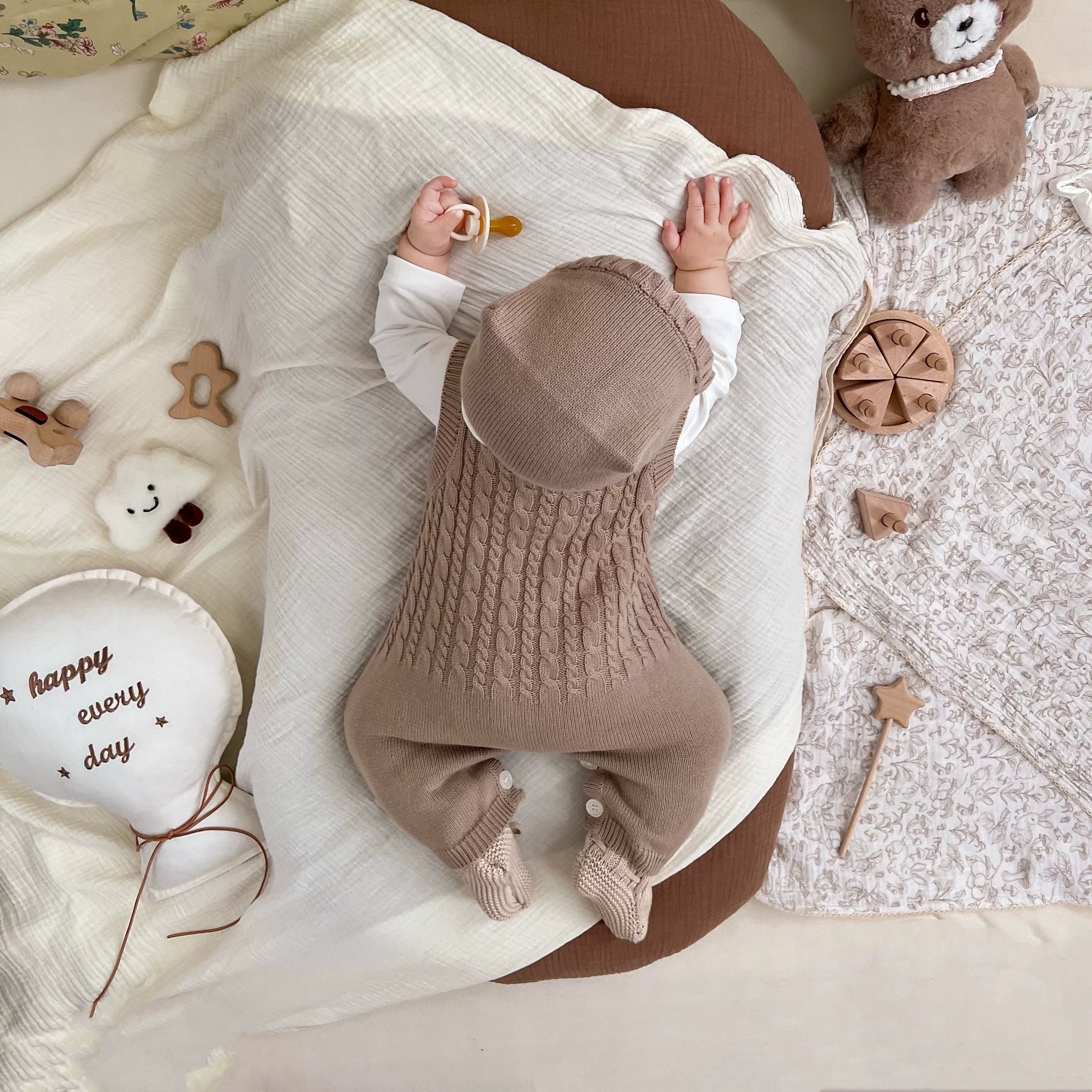 Baby Knit Romper Hat Set Sleeveless One Piece Outfits Jumpsuits Newborn Photoshoot Props Clothes