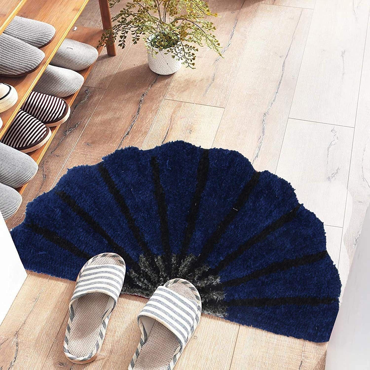 AIESY® Premium Fan-Shaped Microfiber Door Mat | Ultra-Absorbent Luxury Bath Mat with Non-Slip TPR Backing for Home Entrance, Bathroom & Bedroom