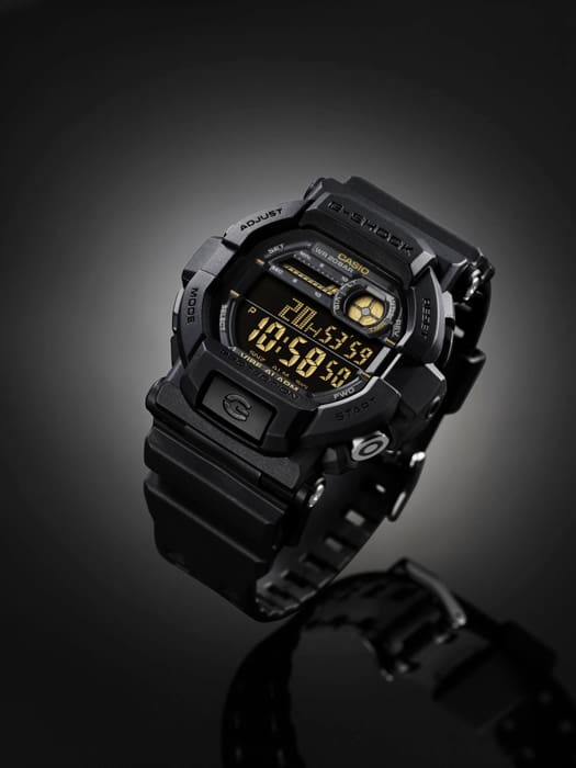 ساعة رقمية متينة من كاسيو G-SHOCK GD-350 مزودة بنظام تنبيه بالاهتزاز