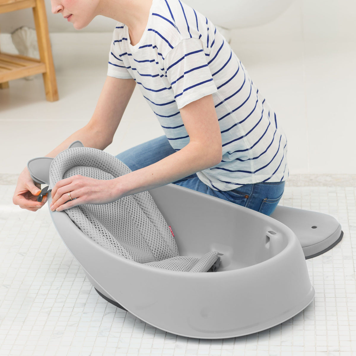 Skip Hop Moby Smart Sling 3-Stage Baby Bath Tub – Grey