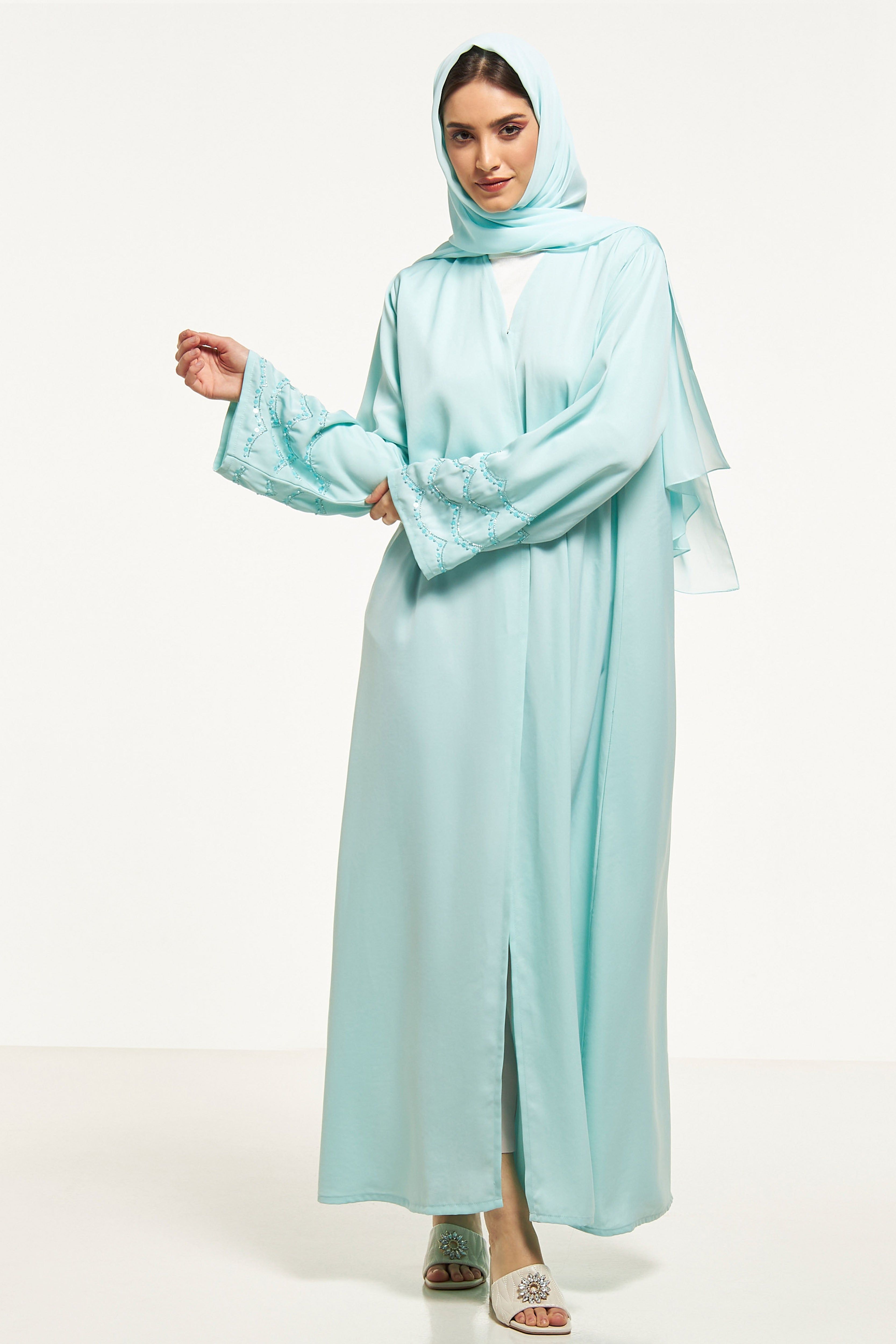 MOiSTREET Embellished Abaya