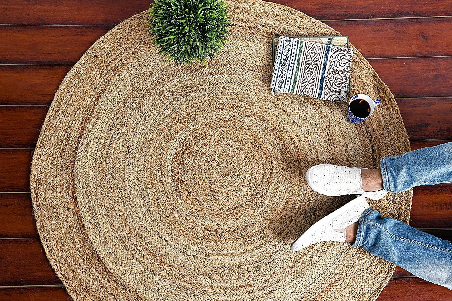 AIESY®  Beautiful Handwoven Jute Flower Natural Rug