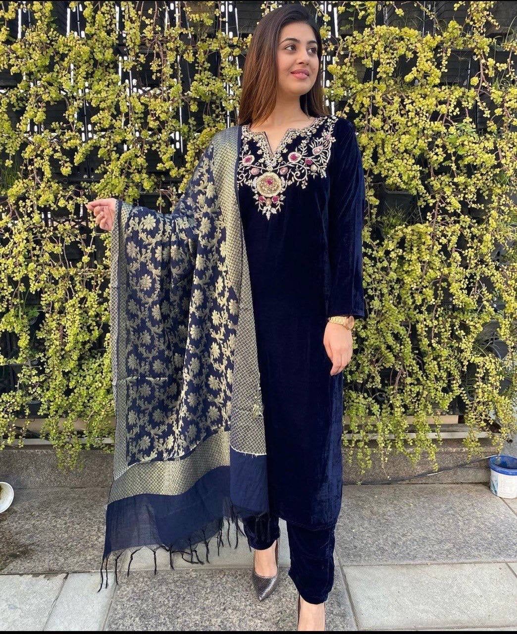 Fab Zone Women's Embroidered Kurti Bottom With Dupatta Set