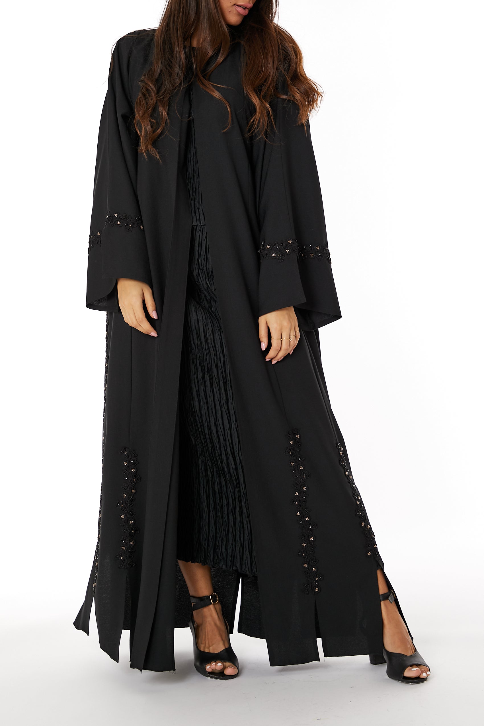 MOiSTREET Black Crepe Embroidered Abaya