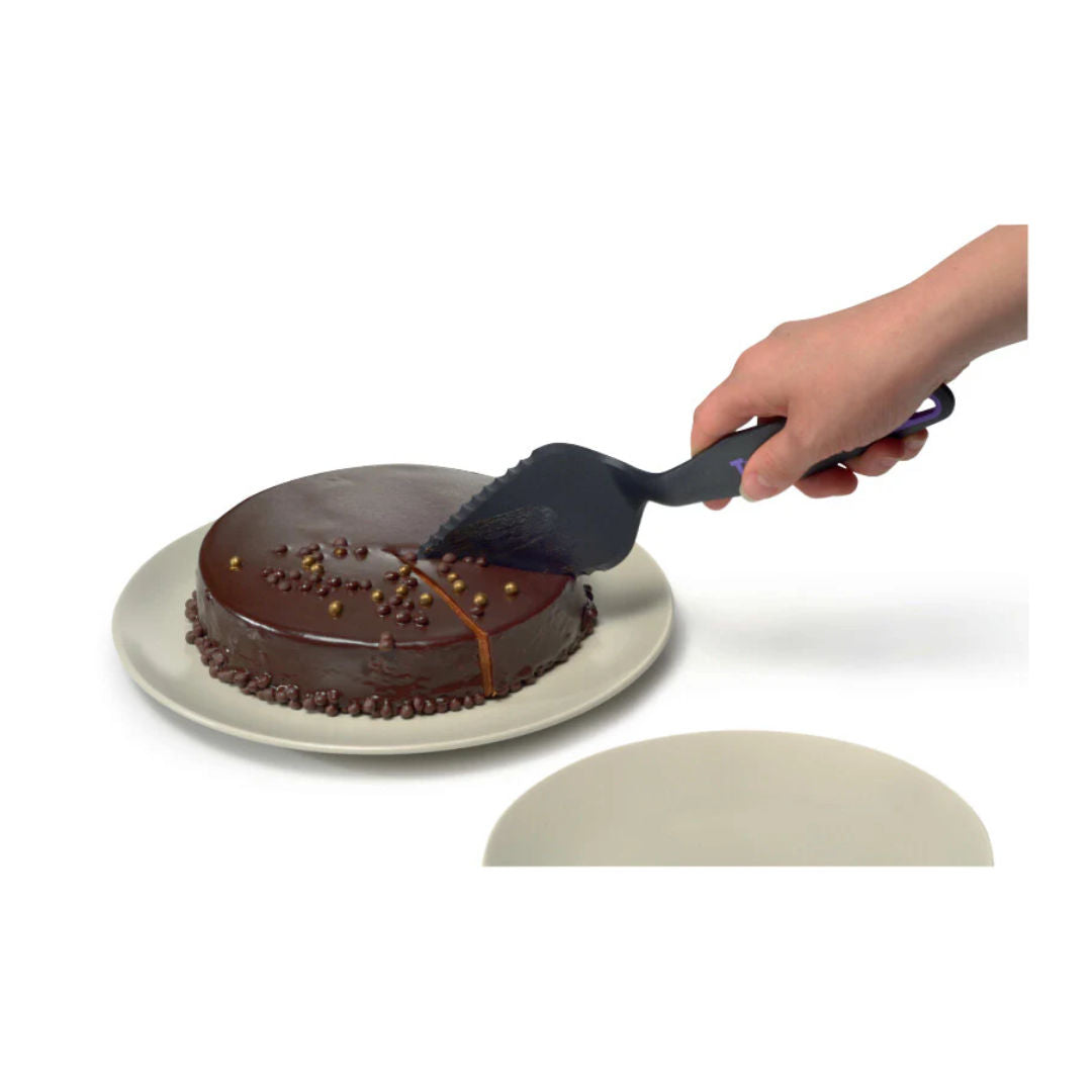 Tupperware KPT Pastry Cutter & Server, Model KPC068