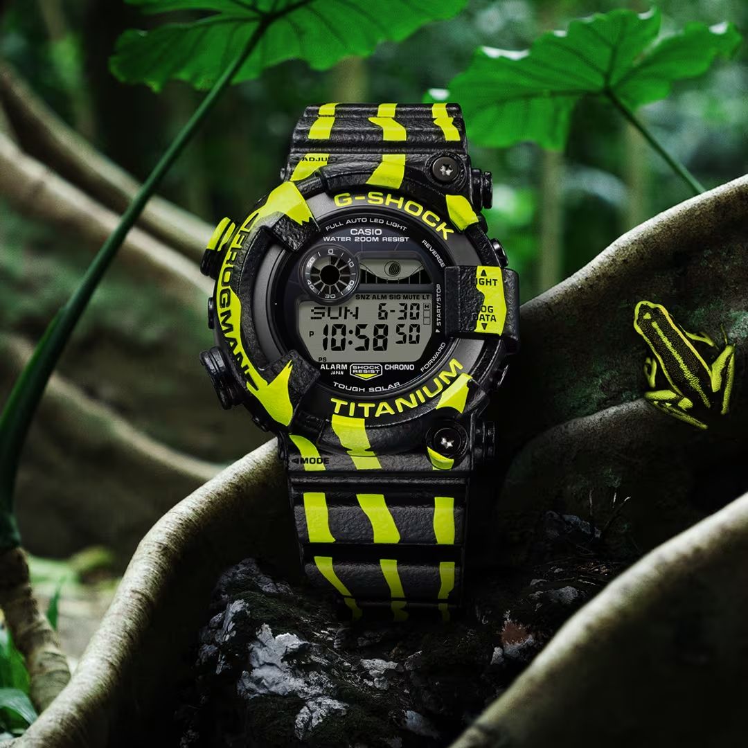 Casio G-SHOCK FROGMAN GW-8200TPF-1D, Poison Dart Frog Collaboration Tough Solar ISO 200m Diver Watch