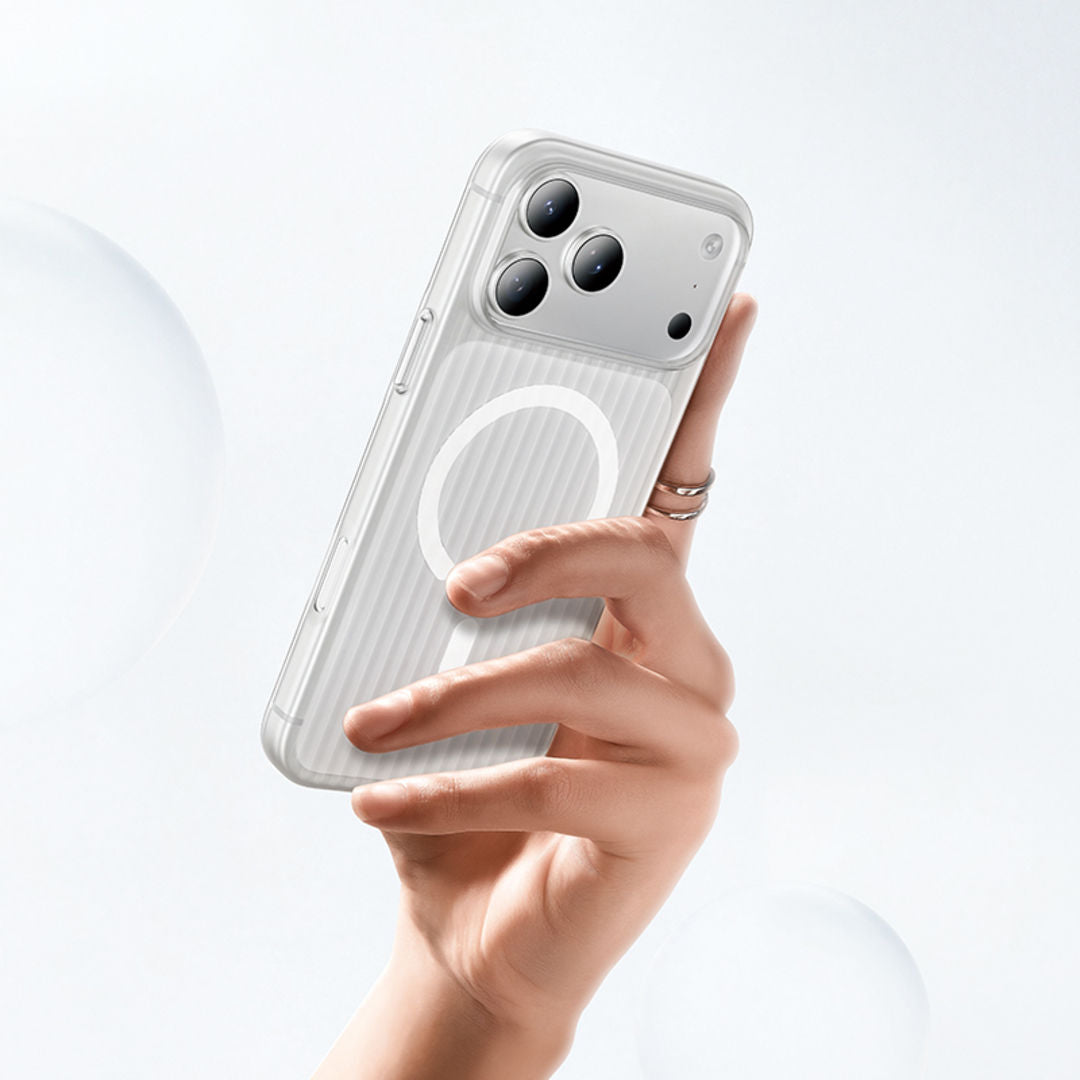 Hoco Fog Magnetic Protective Case for iPhone 18 Pro, iPhone 17 Pro, Matte Semi-Transparent, Anti-Fingerprint
