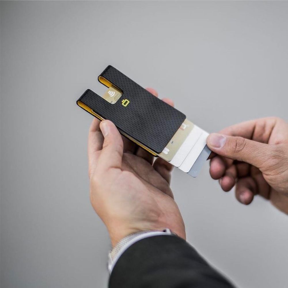 Ogon I-Clip Card Holder, Carbon Print