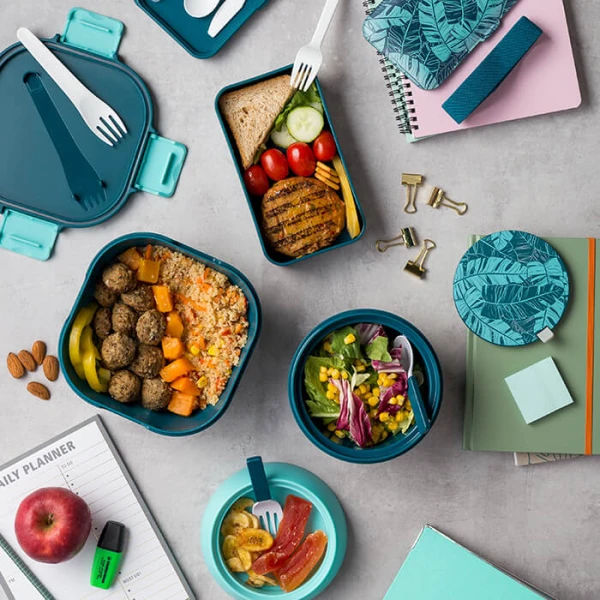 NAVA Square Plastic Lunch Box We Care, 1700ml