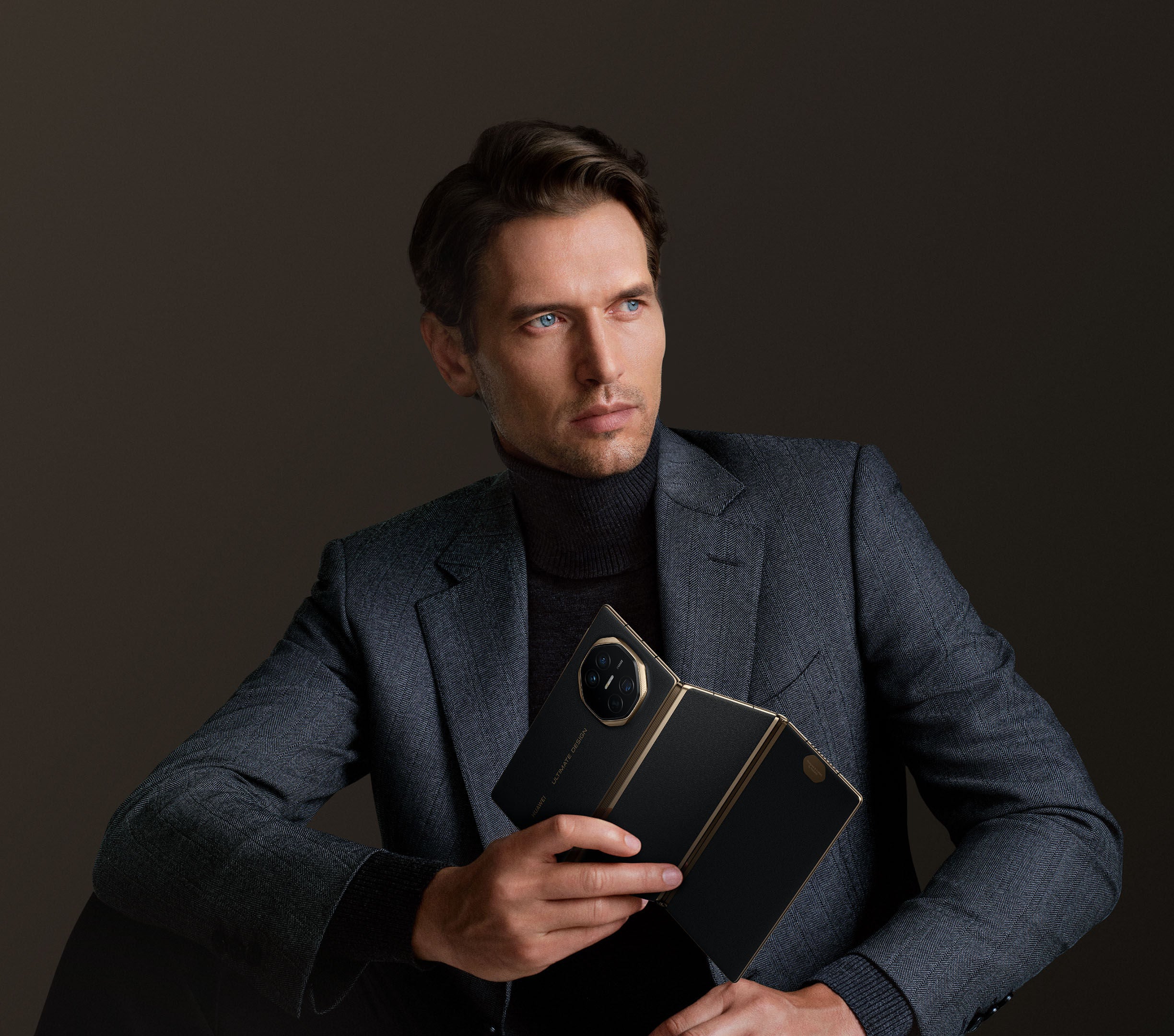 Huawei Mate XT GRL-LX9, 10.2" Tri-Foldable OLED Display, 16GB RAM, 1TB Storage