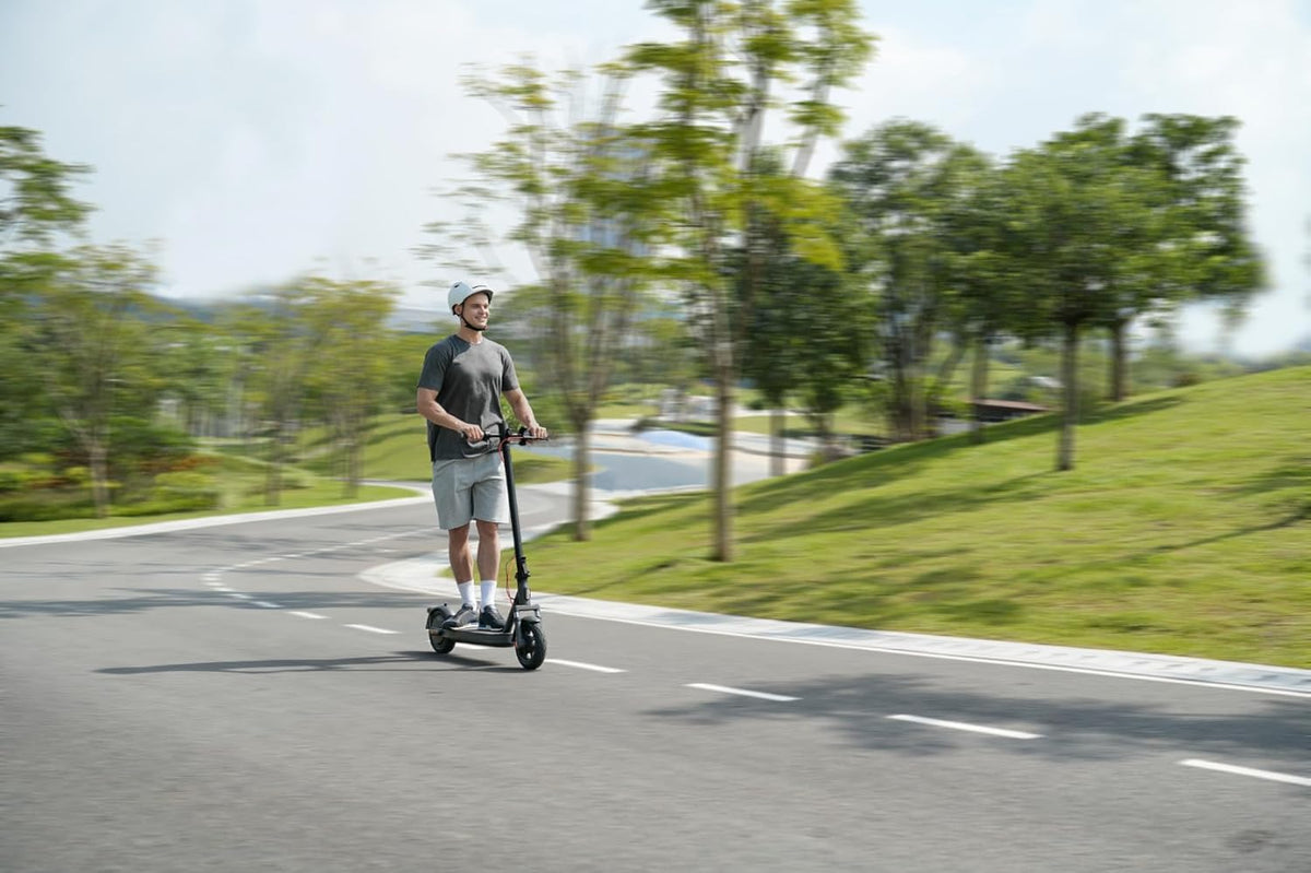 Xiaomi Electric Scooter Elite 45km Range Foldable Electric Scooter with 400W Motor and Front Suspension