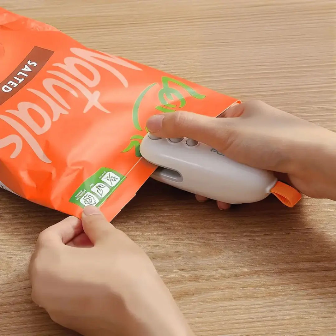 Porodo Lifestyle 2-In-1 Magnetic Mini Sealer & Cutter With Rechargeable Battery, White